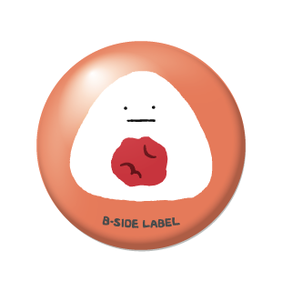 おにぎり梅正面/小缶バッジ