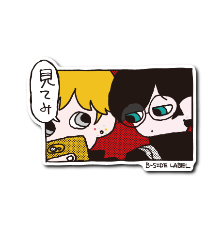 ピアス男子学生(赤背景)