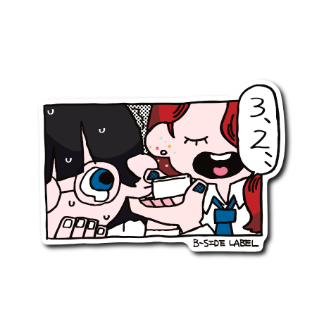 青春ピアス女子(赤髪)