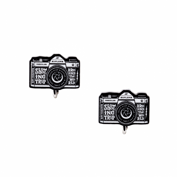 カメラ/イヤリング2個セット