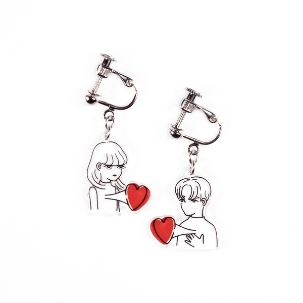 ズキュン/イヤリング2個セット